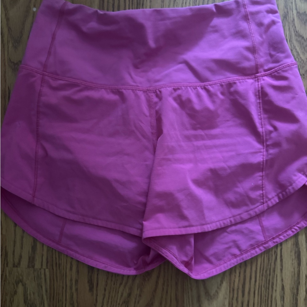 Super cute lululemon speed up shorts